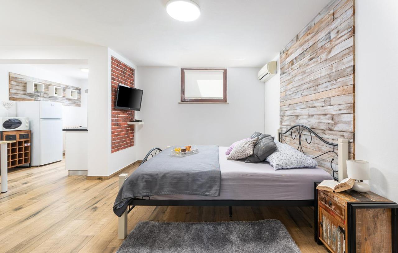Ariana Apartman *